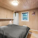 Verna - 800m From The Sea By Interhome