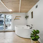 Holiday home Verna - 800m From The Sea By Interhome *