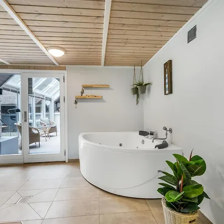 Verna Holiday home Blavand